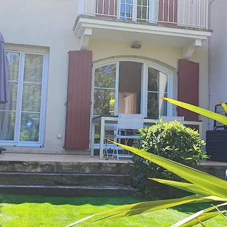 Holiday home Le Petit Mas De Grimaud
