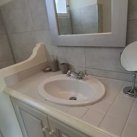 Le Petit Mas De Feriehus Grimaud