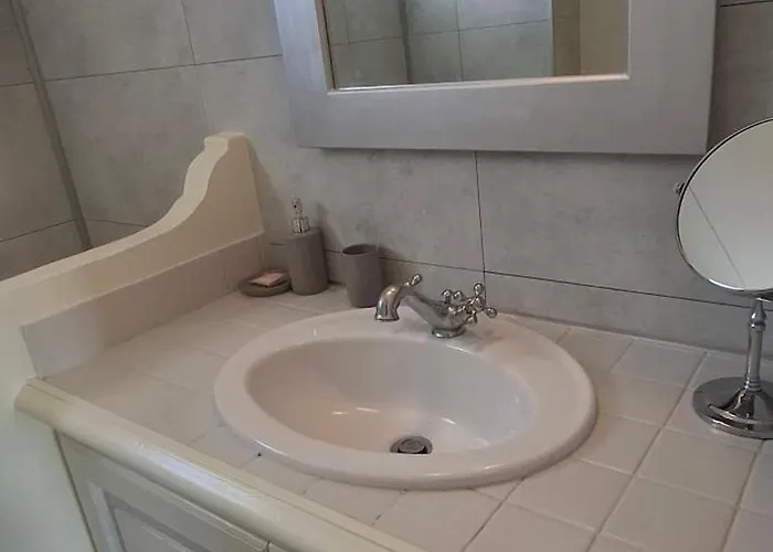 Le Petit Mas De Holiday home Grimaud